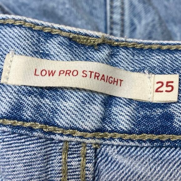 Levi's Low Pro Straight Women's Blue High Rise Light Wash Denim Jeans Size 25 - Picture 6 of 6